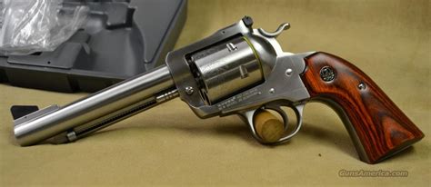Packed with all of the features of the New Model Blackhawk, these revolvers boast the power of 44 Magnum chambering. Transfer bar mechanism and loading gate interlock provide an unparalleled measure of security against accidental discharge. Durable coil springs throughout for maximum reliability. Fixed ramp front sight and adjustable rear …